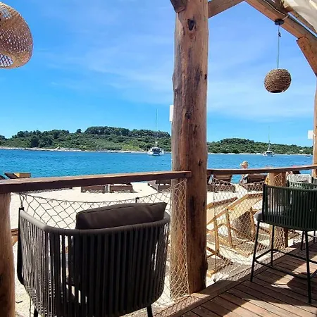 アパート Seaview Apt, Communal Swimming Pool, 250m To Beach, Parking, 4km To Old Town *